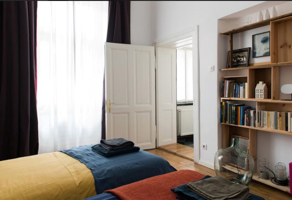 Augusta Apartment คลูจ-นาโปกา ภายนอก รูปภาพ